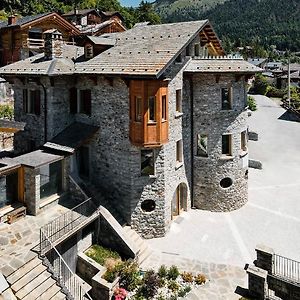 Grey Castle Garni&Suite